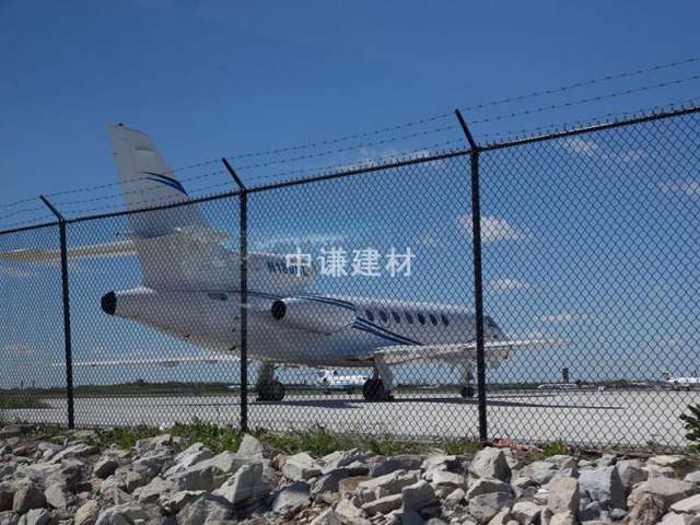 機(jī)場護(hù)欄網(wǎng)-04