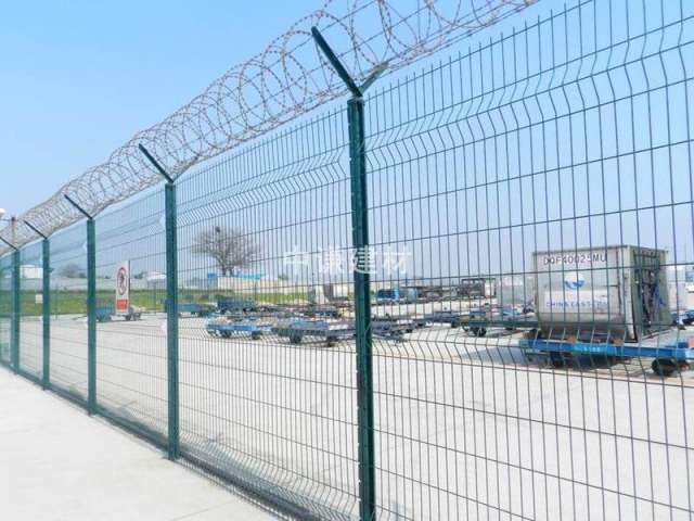 機(jī)場護(hù)欄網(wǎng)-06
